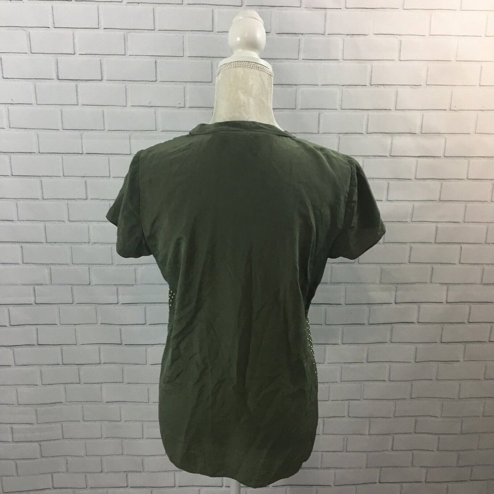 Per Se Sage Green and‎ Gold Studded 100% Silk Blouse w/ Breast Pocket US size 6 - Picture 4 of 6